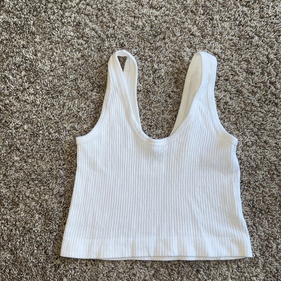 Out from under urban outfitters ribbed crop tank in white size small - Picture 3 of 4